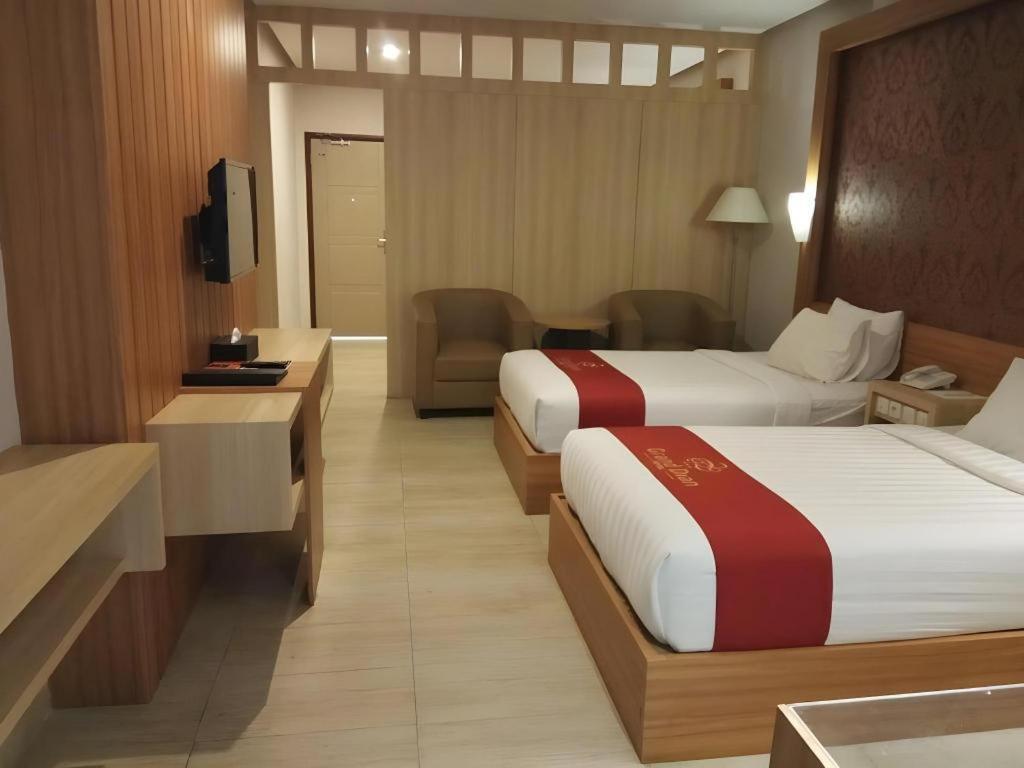 Grand Dian Hotel Slawi Tegal  Dış mekan fotoğraf